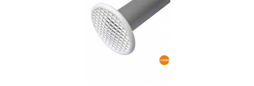 Suction tube with integrated protective grid