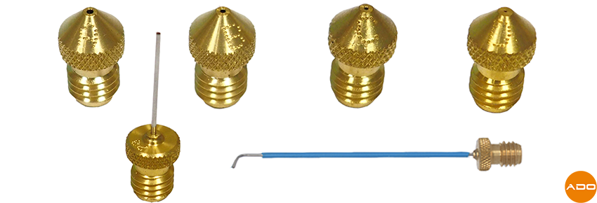 Set mit 6 Spitzen: 4 Spitzen (A-D), 1 gerade Sprühspitze 1