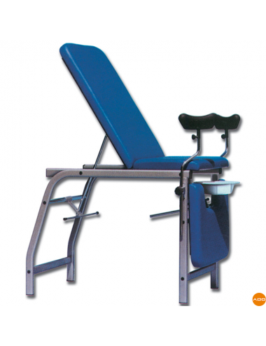 Gynecological examination table - 3 joints