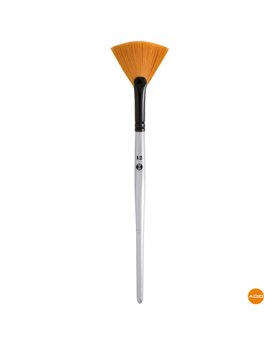 Fan brush
