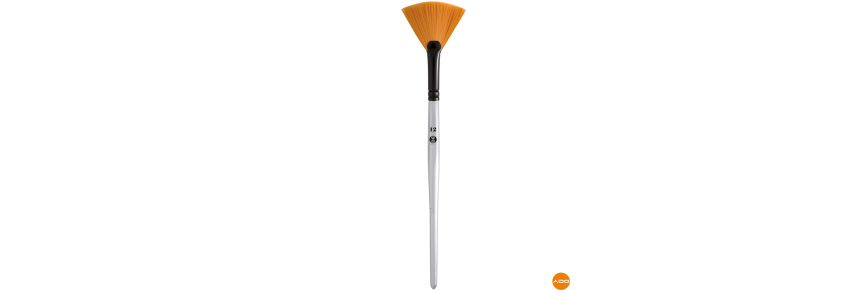 Fan Brush