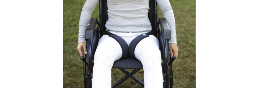 Cinturón Pélvico de Contención con silla de ruedas