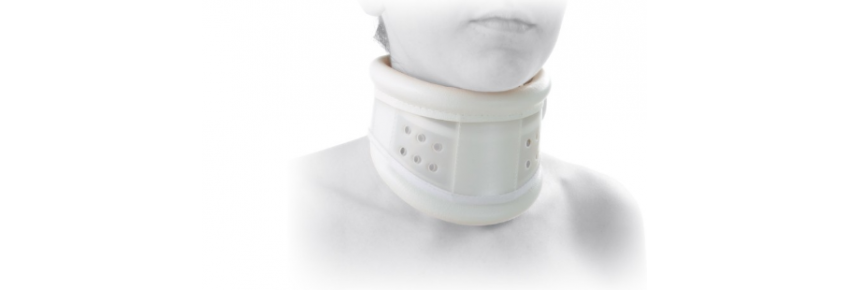 Rigid cervical collar