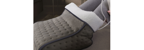 Electric foot warmer side