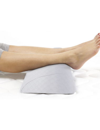 Semi-cylindrical leg...