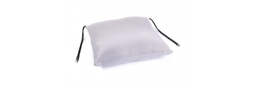 Siliconized hollow fiber pillow with central cover