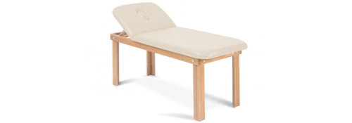 Letto in legno con foro